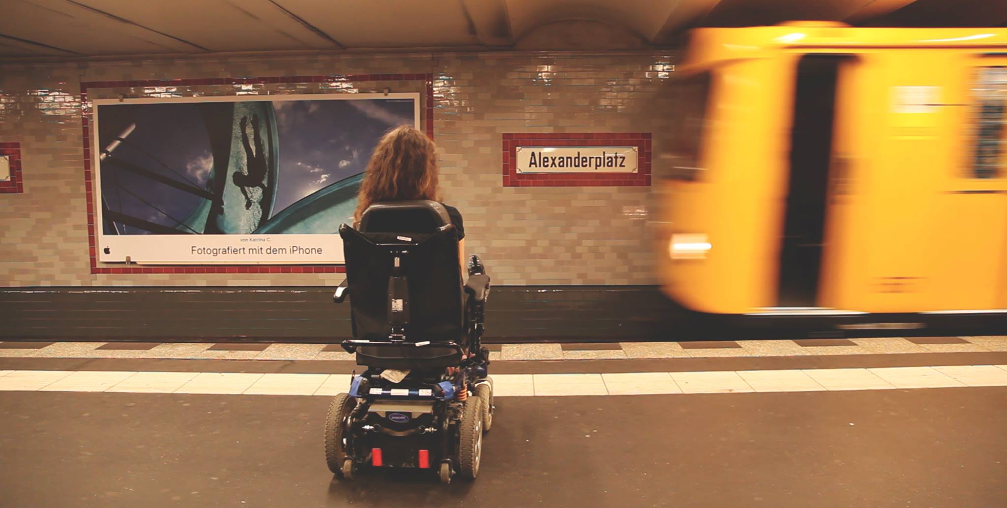 Le métro de Berlin accessible en fauteuil roulant.