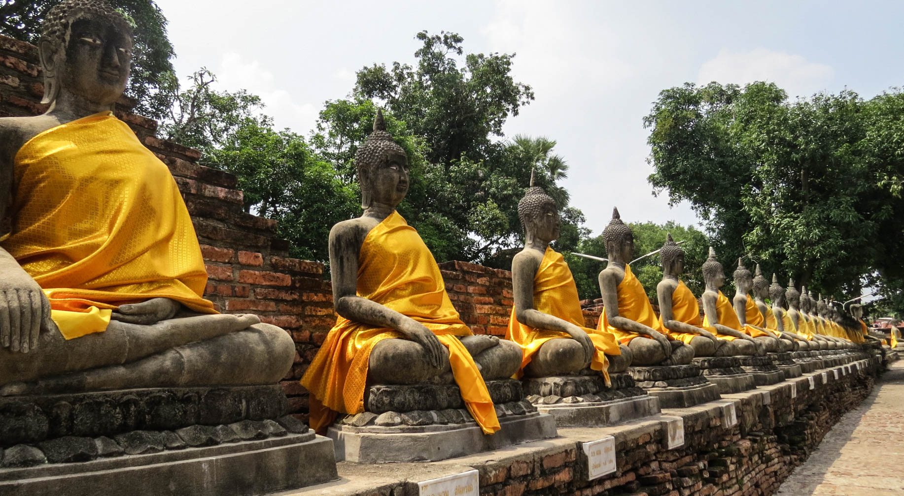 Wat Yai Chaimongkol fauteuil roulant Ayutthaya